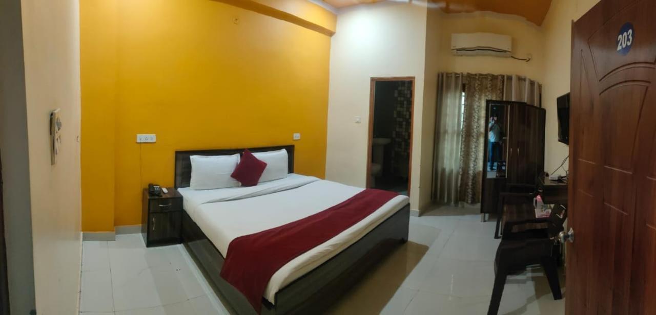 Hotel Suraj Rishīkesh Zimmer foto